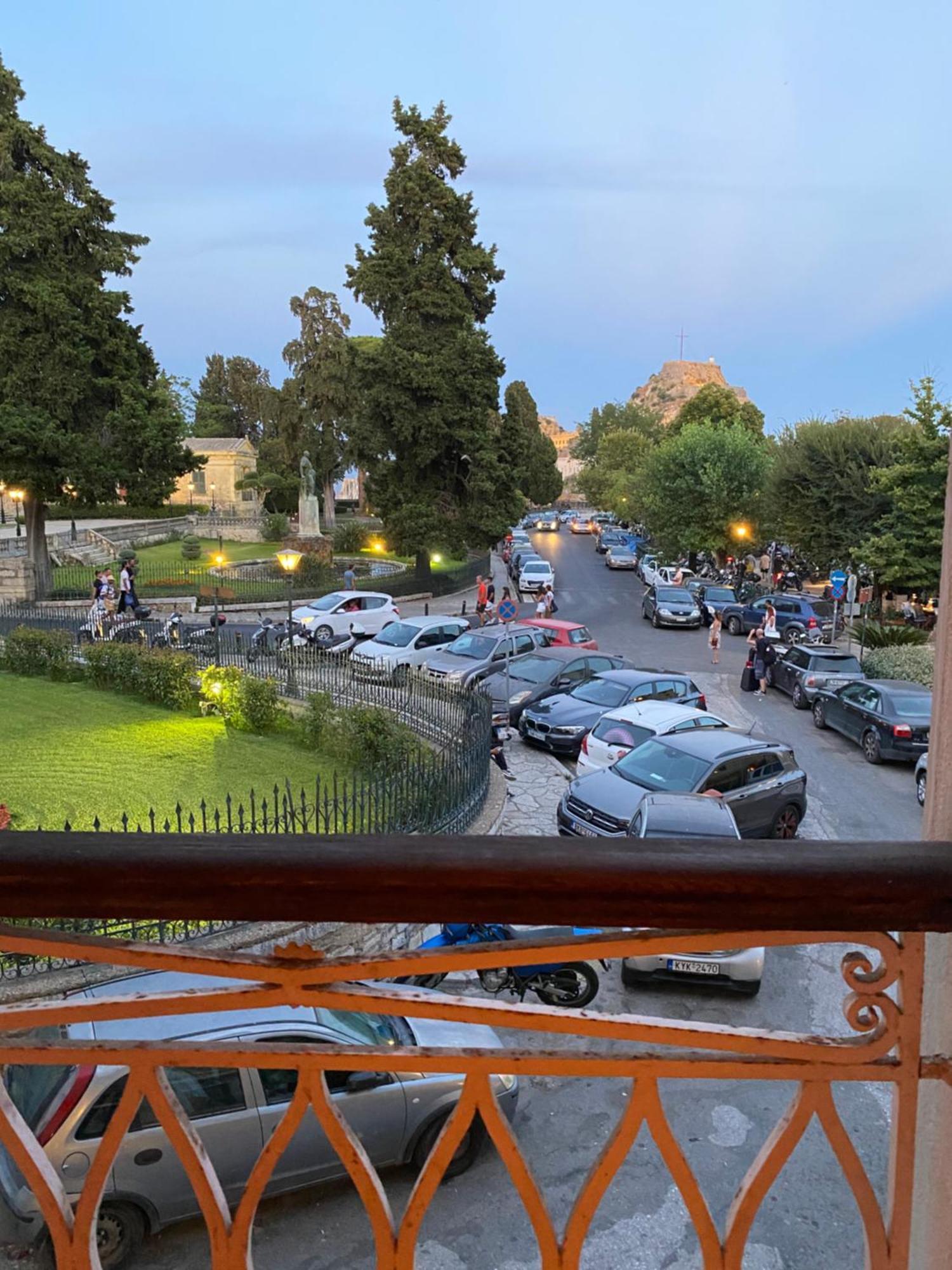 Palazzo Luxury Suite - View To Liston Square & Old Fortress Of Corfu Old Town Exterior photo